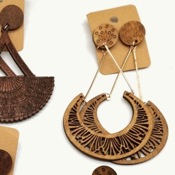 *2 for $15* Wood Mandala Scoop drop earrings - Picture 2 of 6